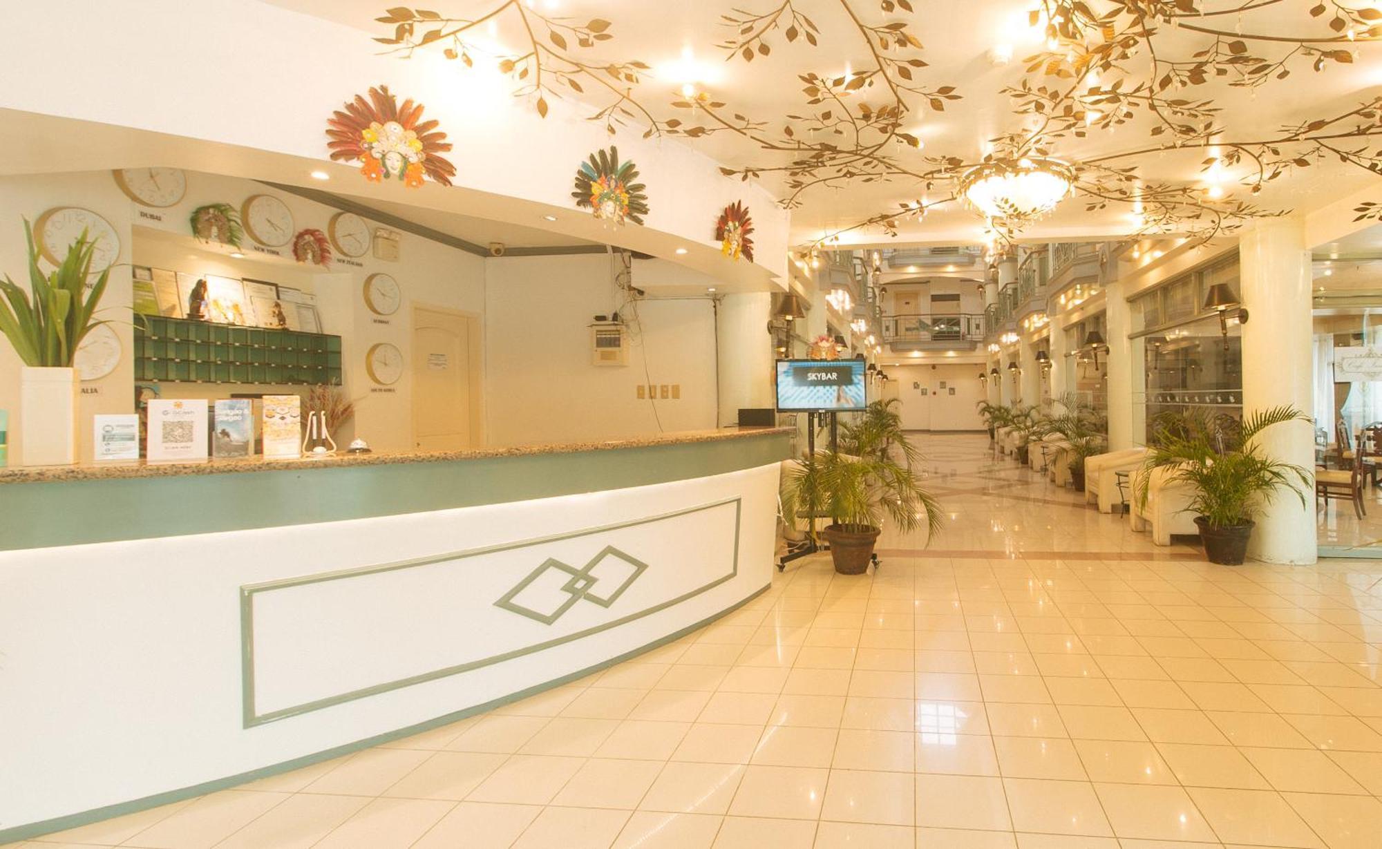 Royal Am Rei Hotel By Reddoorz Bacolod Luaran gambar